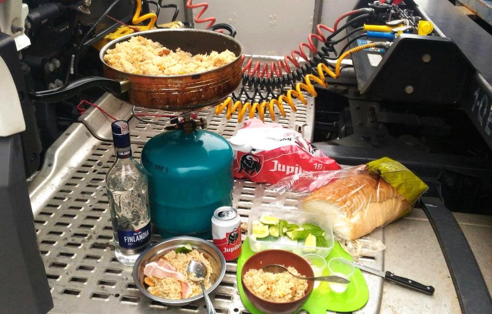 Питание дальнобойщиков меню организация водитель еда дорога правильное советы плита горелка